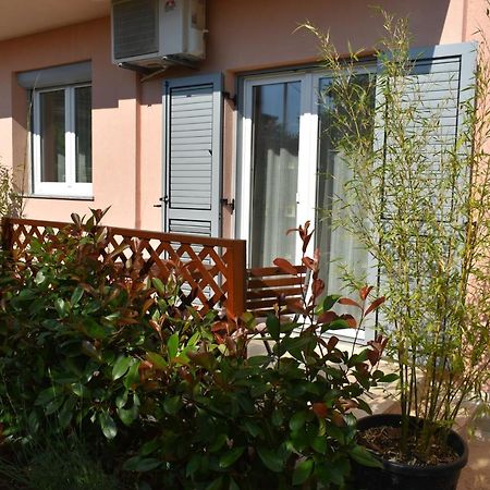 Studio Max With Parking Rovinj Exteriör bild